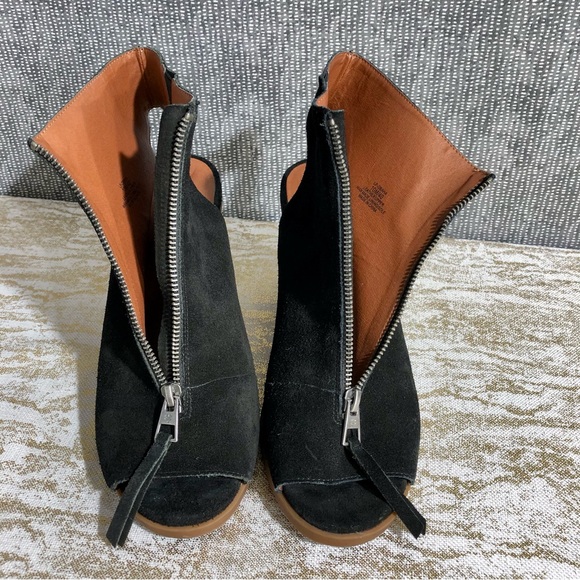 Lucky Brand Open Toe Suede Bootie Sz 10 - Picture 11 of 13